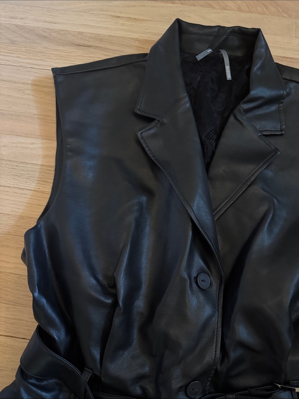 NWT Anthropologie Sleeveless Black Faux Leather Romper with Belt XL - Picture 2 of 10